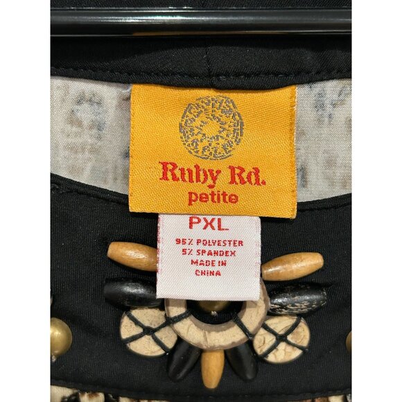 Ruby Rd. Petite Sleeveless Animal Print Top Embellished Black Collar Sz PXL - Picture 6 of 10